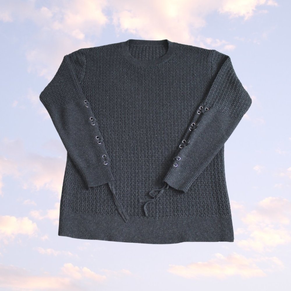 KOLLAR Knit Sweater (SAMPLE SIZE)